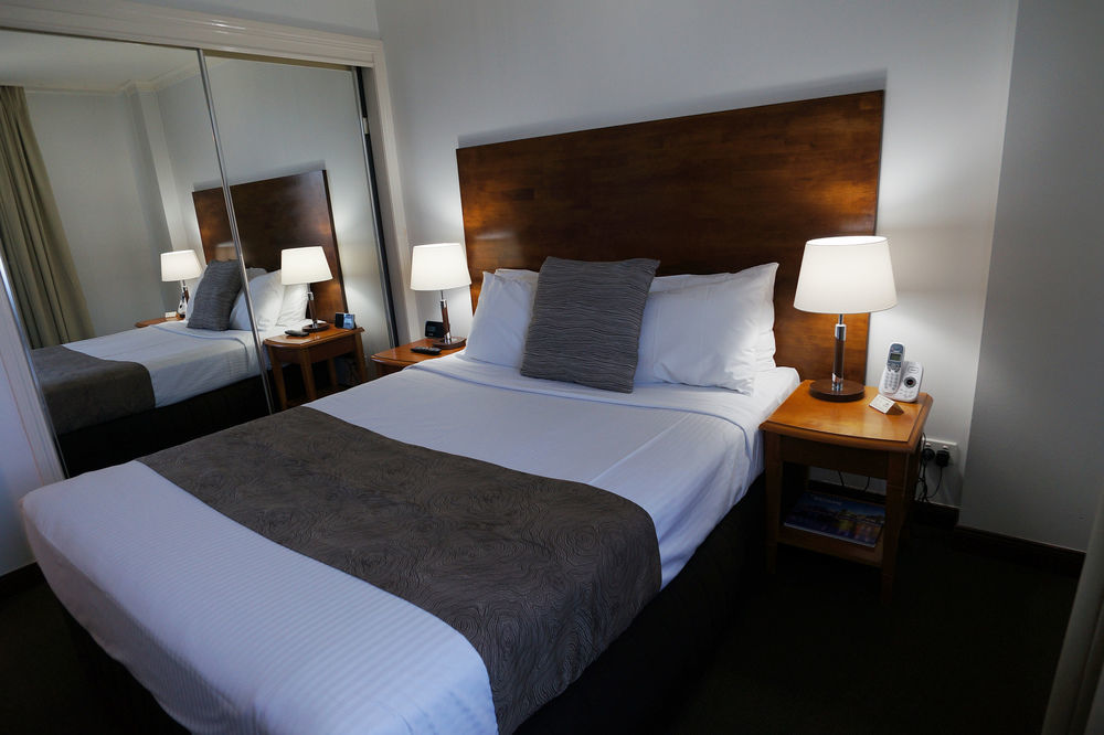 Hotel Diana Brisbane Exterior photo